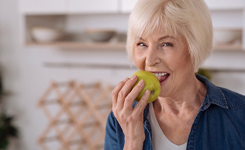 Implant dentures allow you to eat a nutritious, delicious diet full of fresh crunchy fruits and vegetables
